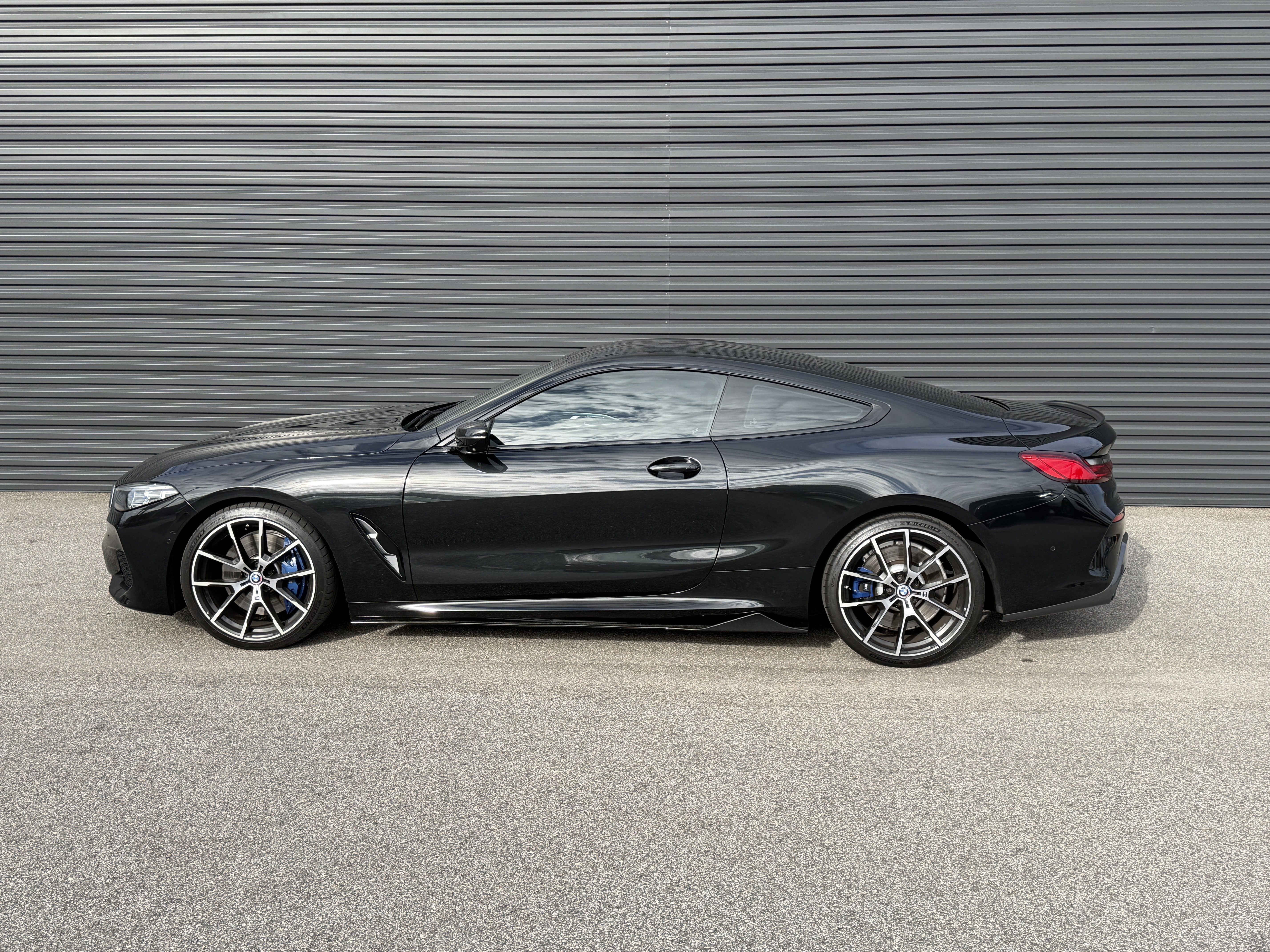 Used 2021 BMW 840i Coupe w/ M Sport Package image 2