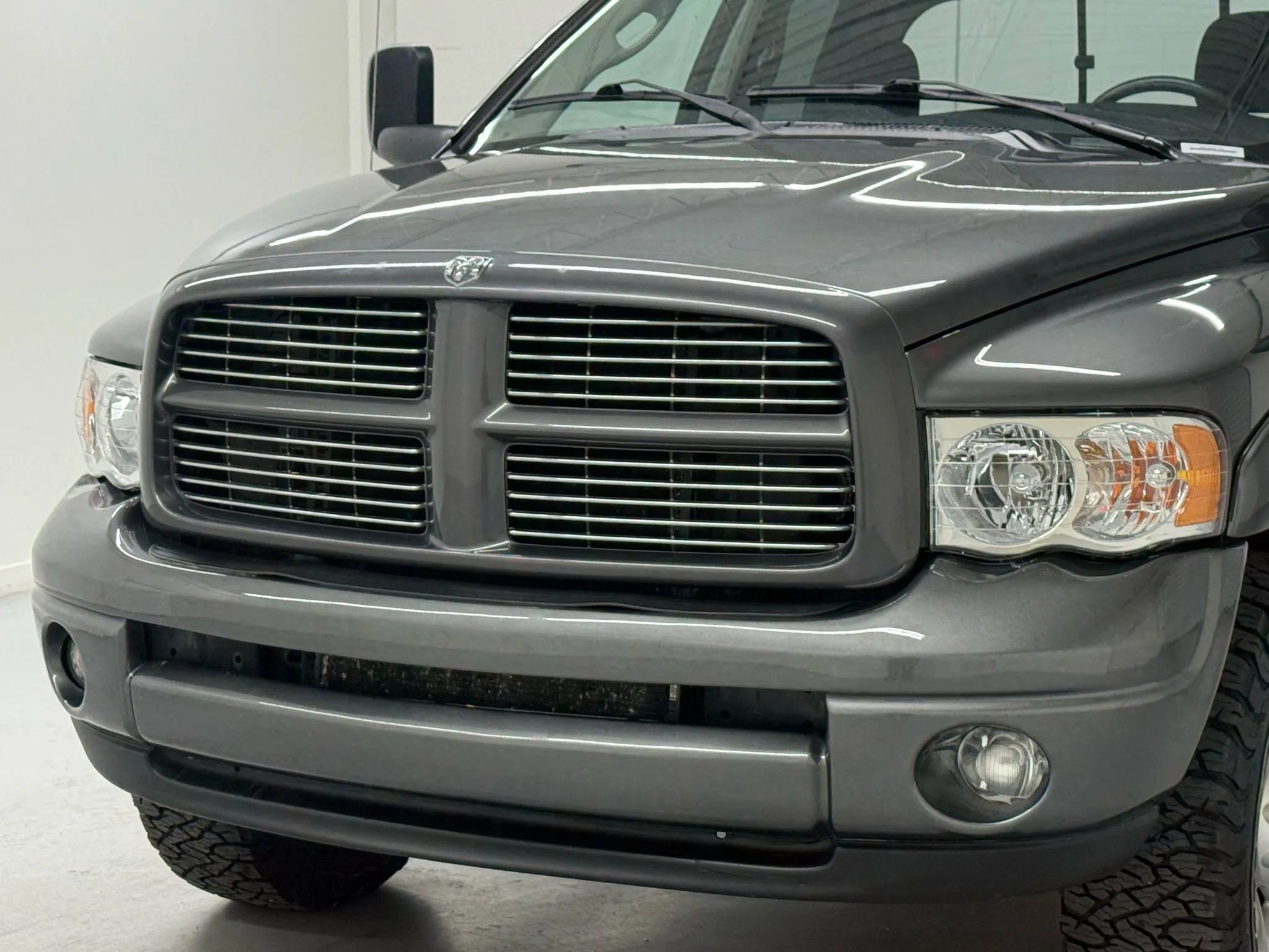 Used 2003 Dodge Ram 2500 Truck SLT image 34