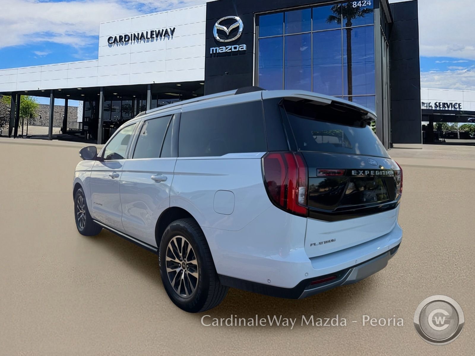 Used 2025 Ford Expedition Platinum AWD/4WD image 3