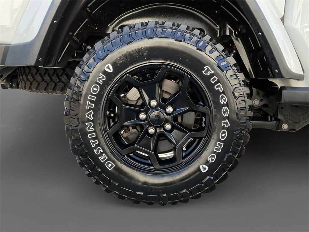 Used 2022 Jeep Gladiator Willys image 10