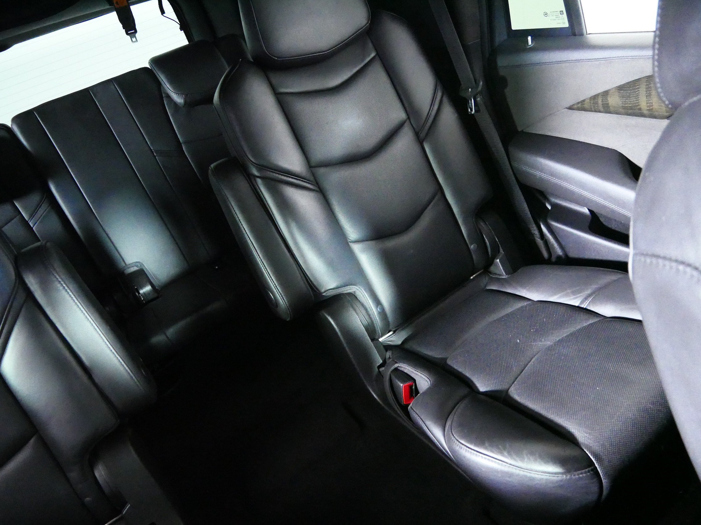 Certified 2018 Cadillac Escalade Platinum AWD/4WD image 14