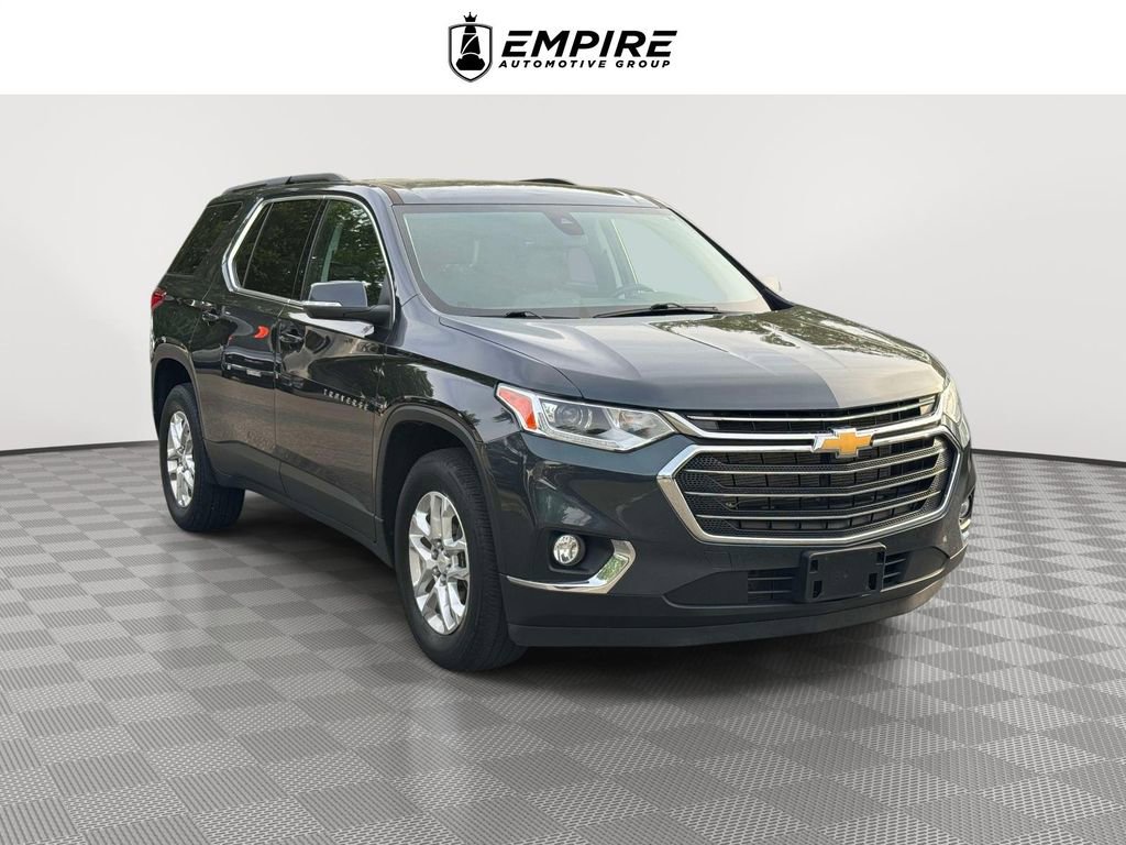Used 2021 Chevrolet Traverse LT