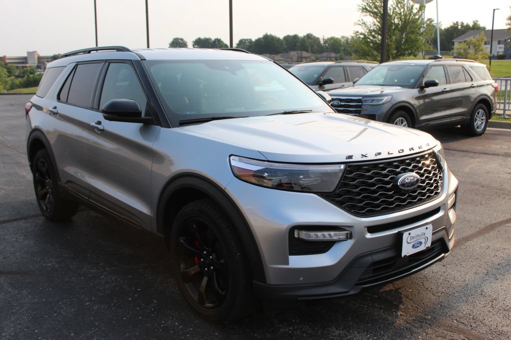 Used 2020 Ford Explorer ST w/ ST Street Pack AWD/4WD image 8