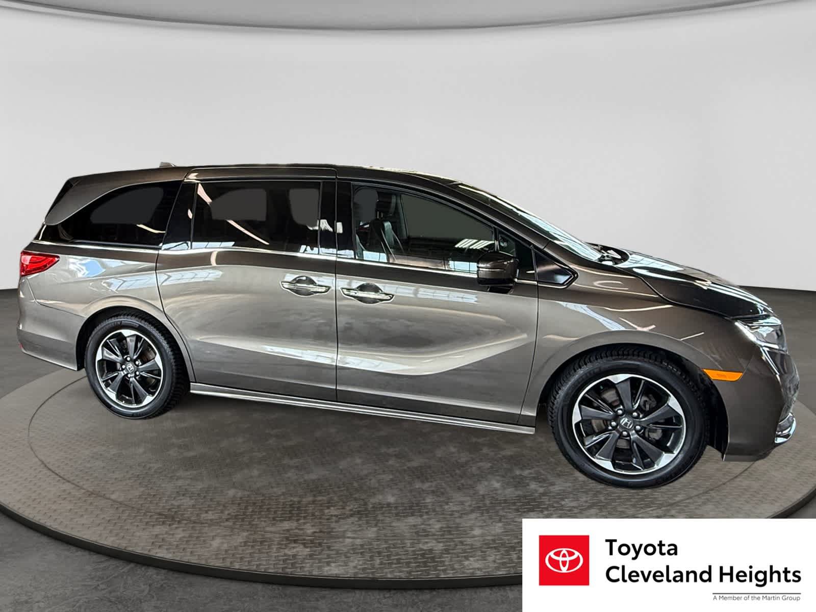 Used 2021 Honda Odyssey Elite image 4