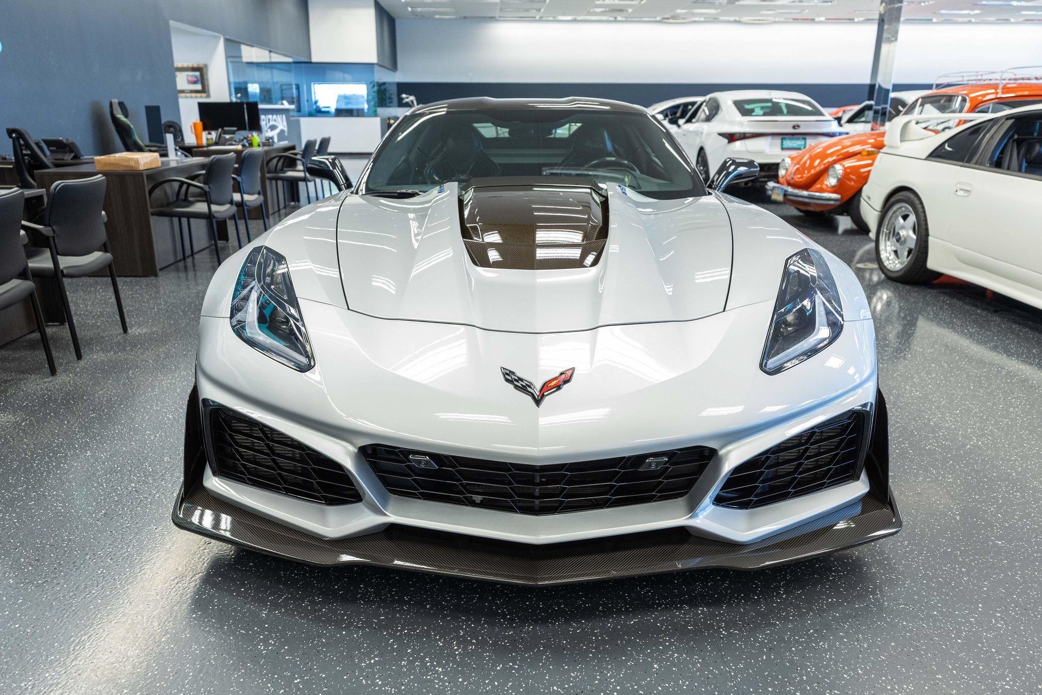 Used 2019 Chevrolet Corvette ZR1 RWD image 2