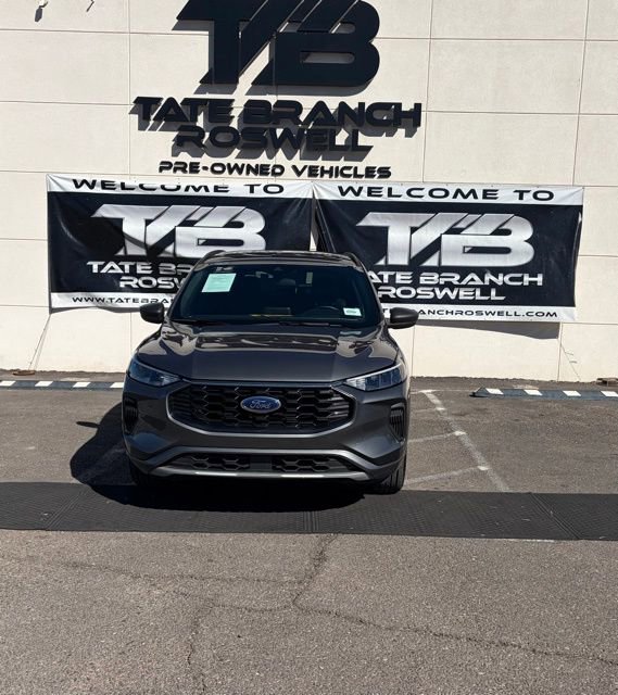 Used 2024 Ford Escape ST-Line AWD/4WD image 3