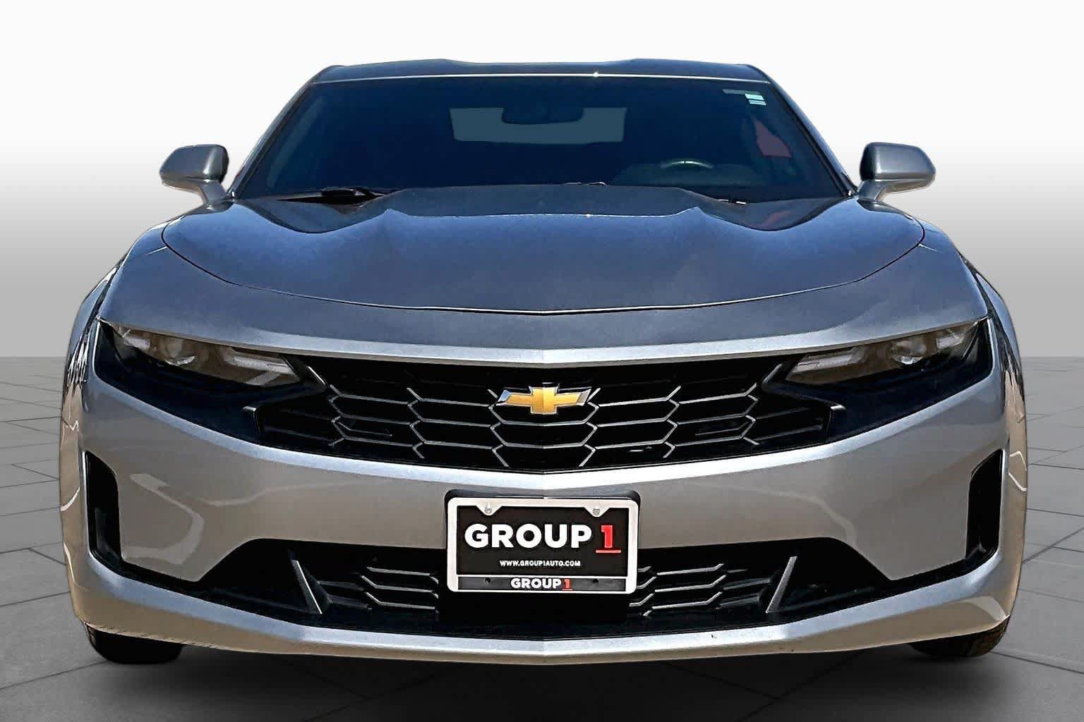 Used 2023 Chevrolet Camaro LT w/ Technology Package RWD image 4