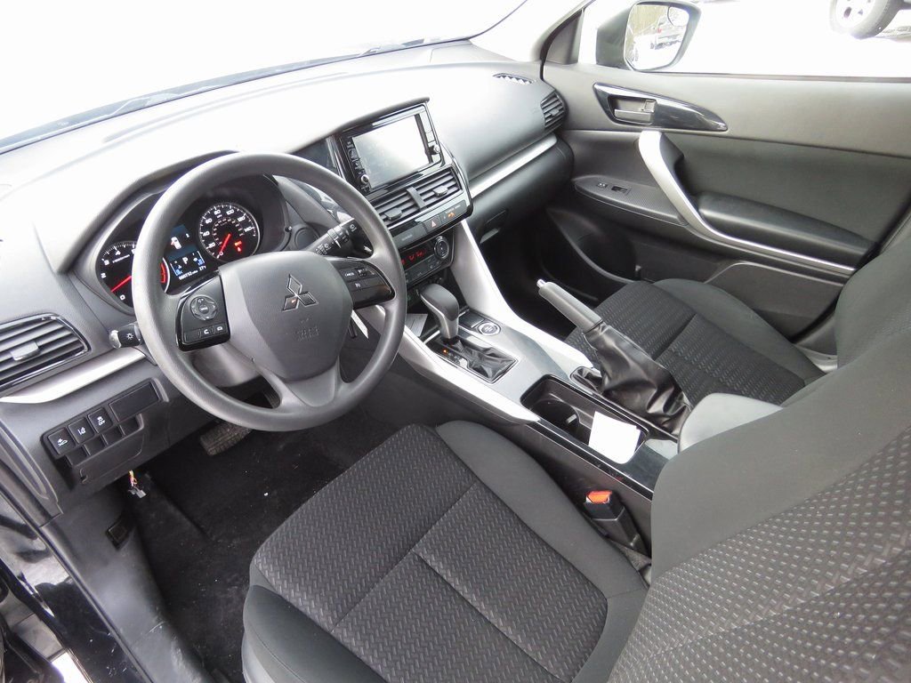 Used 2022 Mitsubishi Eclipse Cross ES image 11