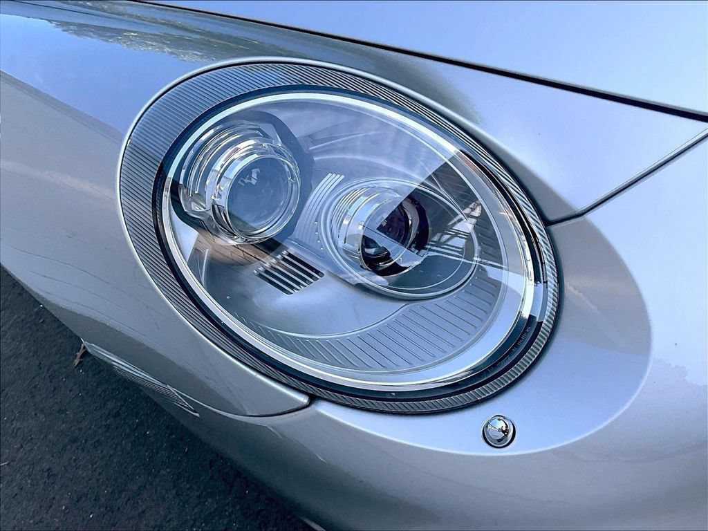 Used 2011 Porsche 911 Turbo S AWD/4WD image 30