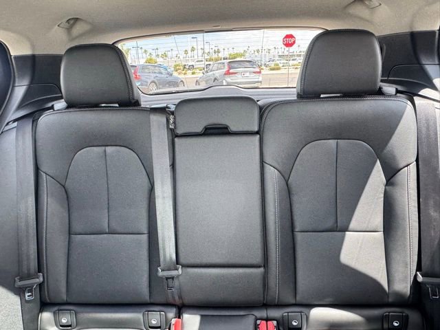New 2025 Volvo XC40 B5 Core w/ Protection Package image 18