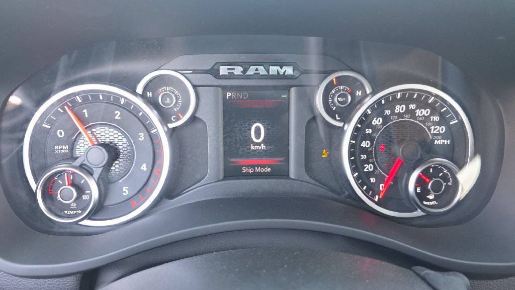 New 2026 RAM 3500 Big Horn AWD/4WD image 33