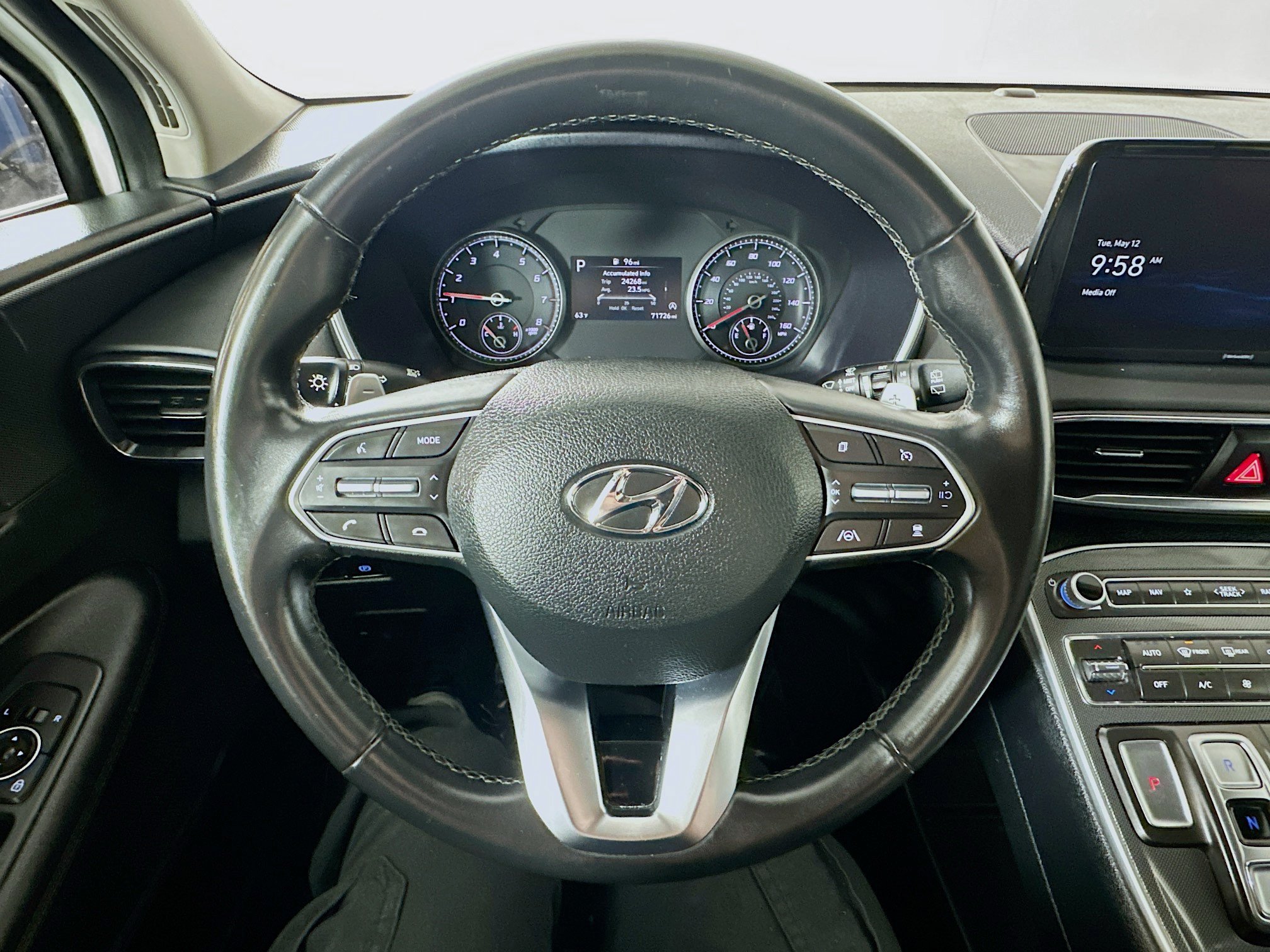 Certified 2023 Hyundai Santa Fe SEL AWD/4WD image 11