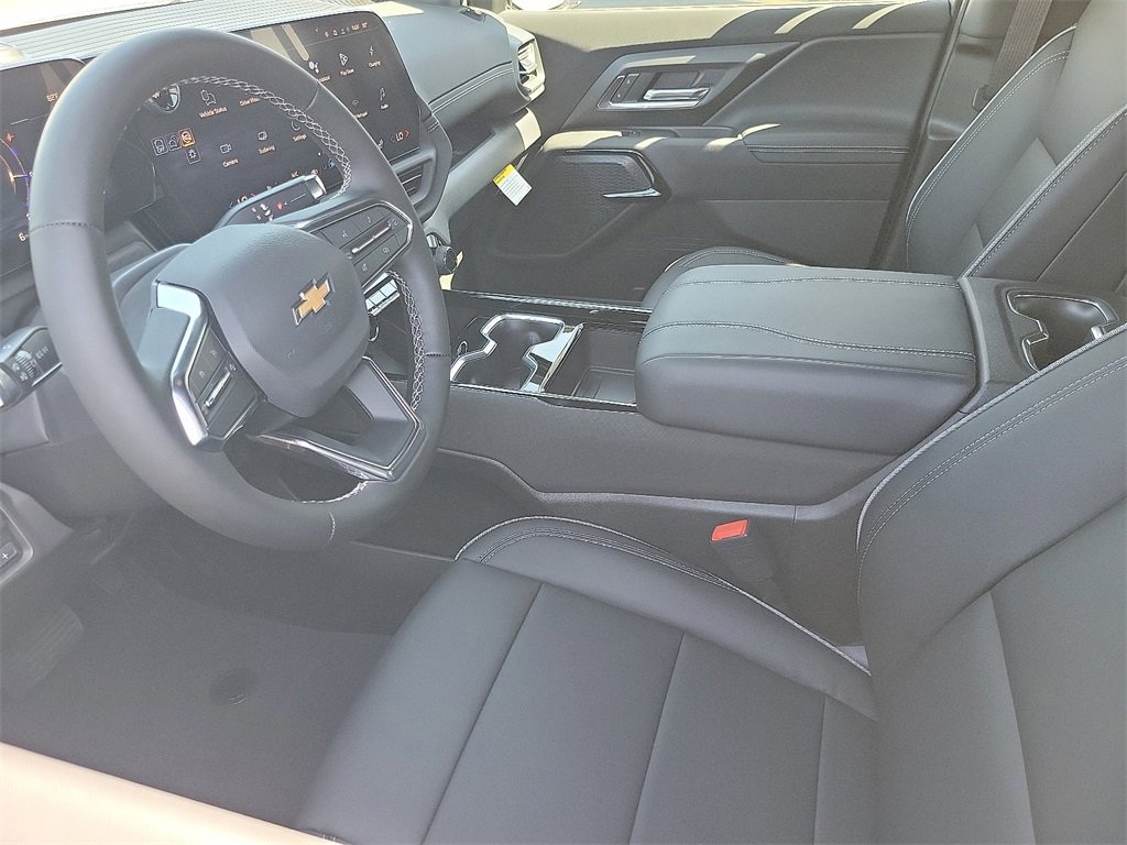 New 2026 Chevrolet Silverado EV LT image 3