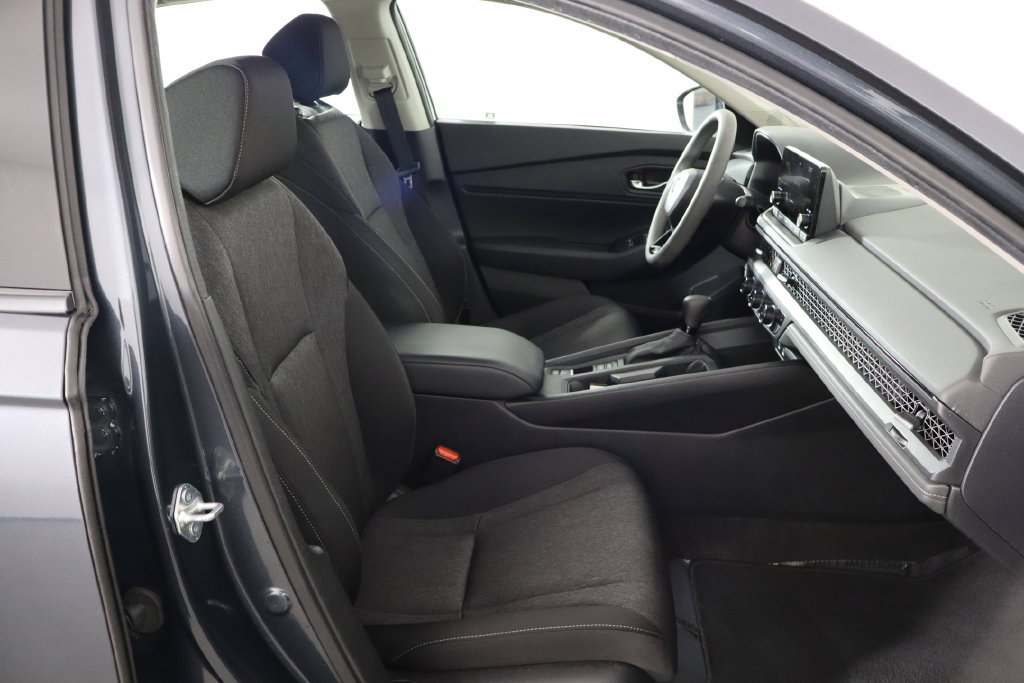 Used 2024 Honda Accord EX image 11