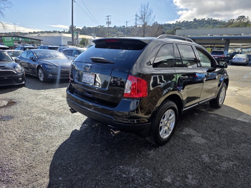 Used 2011 Ford Edge SE w/ 101A Rapid Spec Order Code image 5
