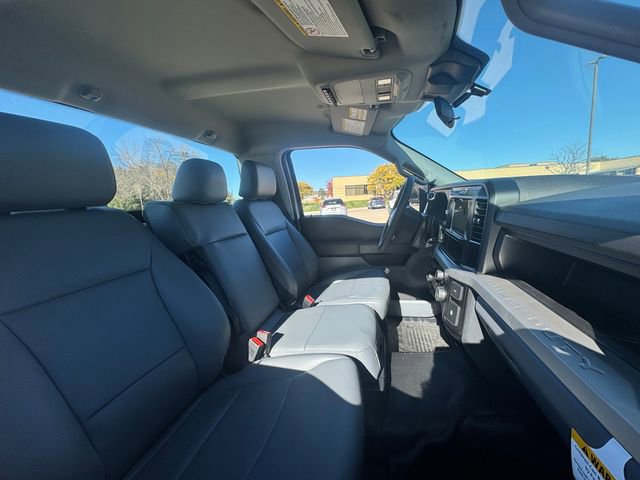 New 2025 Ford F550 4x4 Regular Cab Super Duty image 12