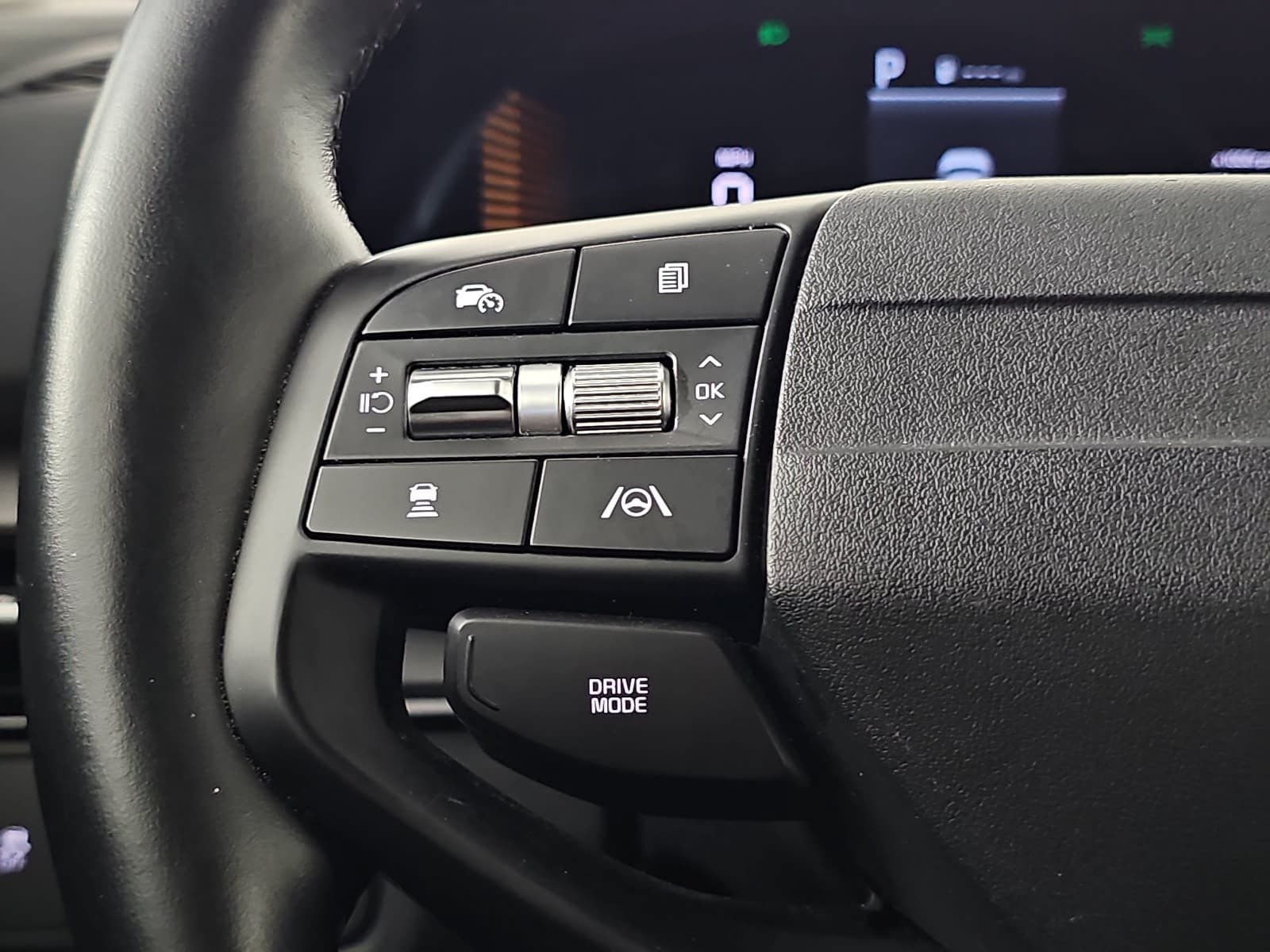 Used 2026 Kia Sportage LX FWD image 16