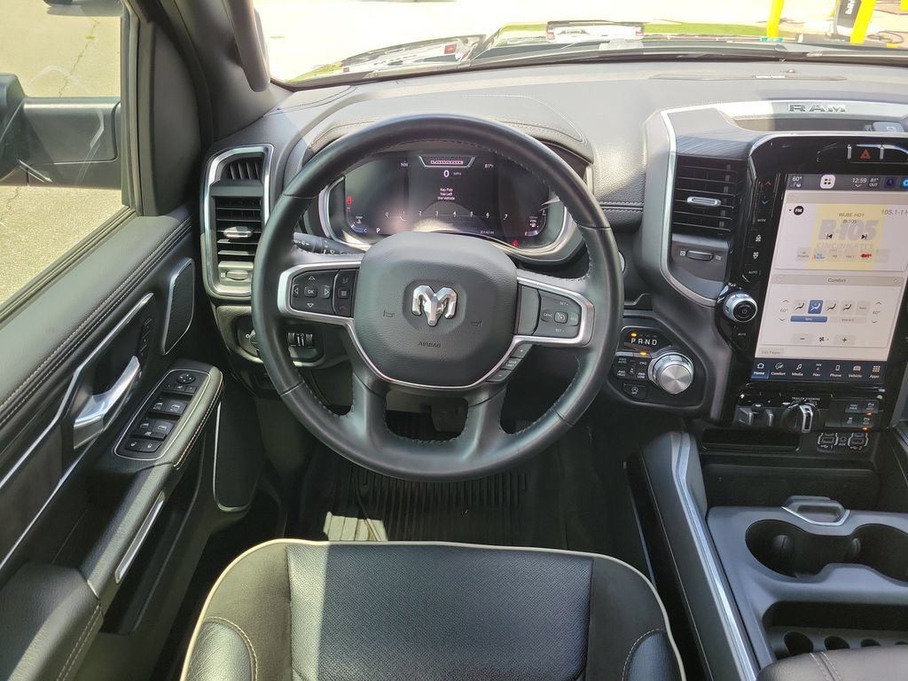 Used 2023 RAM 1500 Laramie AWD/4WD image 8