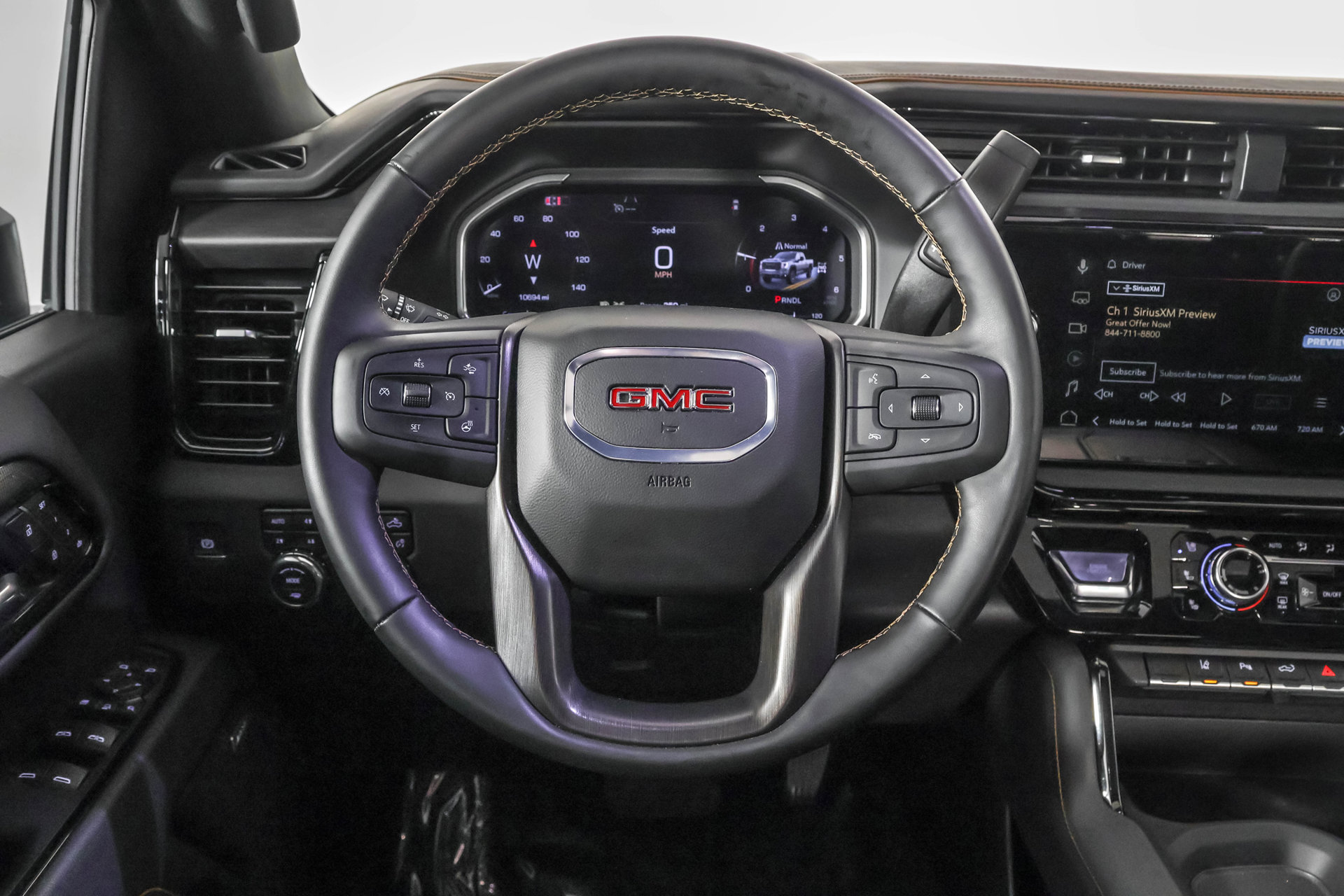 Used 2026 GMC Sierra 2500 AT4 w/ AT4 Premium Plus Package AWD/4WD image 24