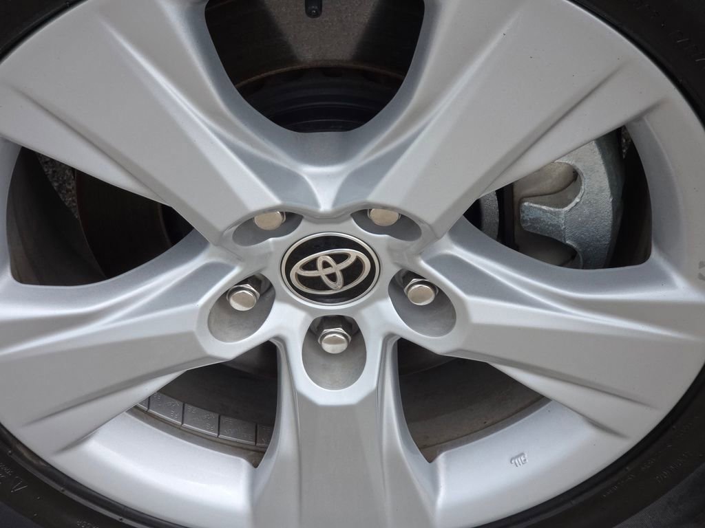 Used 2025 Toyota Grand Highlander FWD image 18