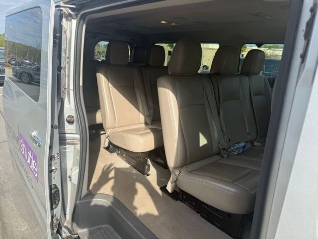 Used 2014 Nissan NV 3500 SL w/ Technology Package image 16