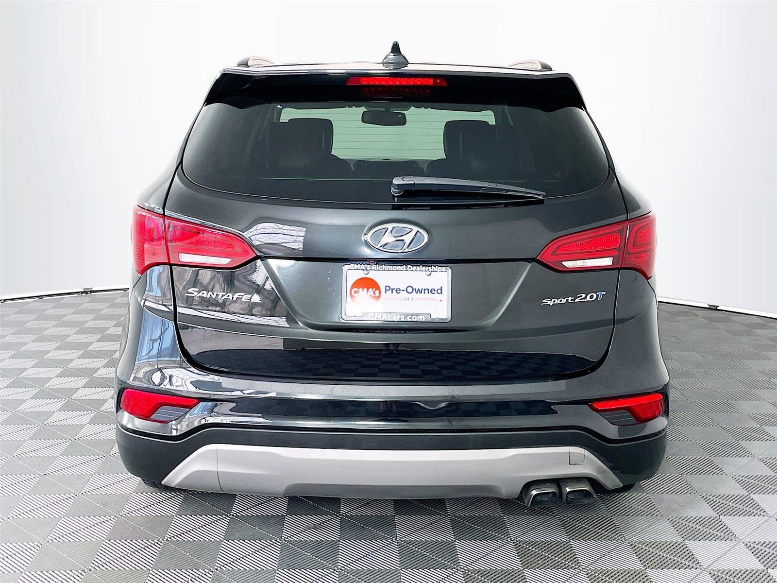 Used 2017 Hyundai Santa Fe Sport 2.0T image 7