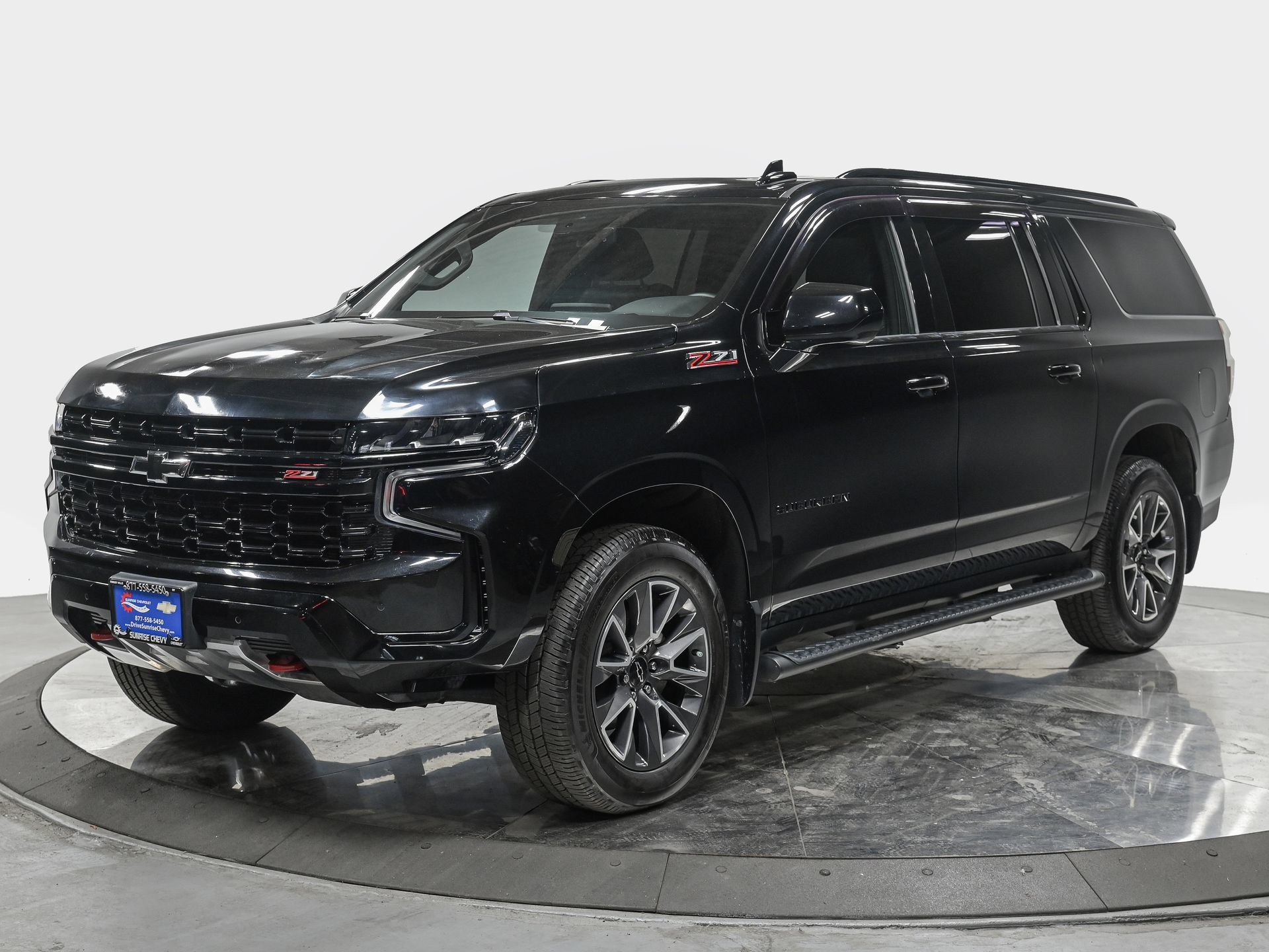 Used 2022 Chevrolet Suburban Z71 AWD/4WD image 1