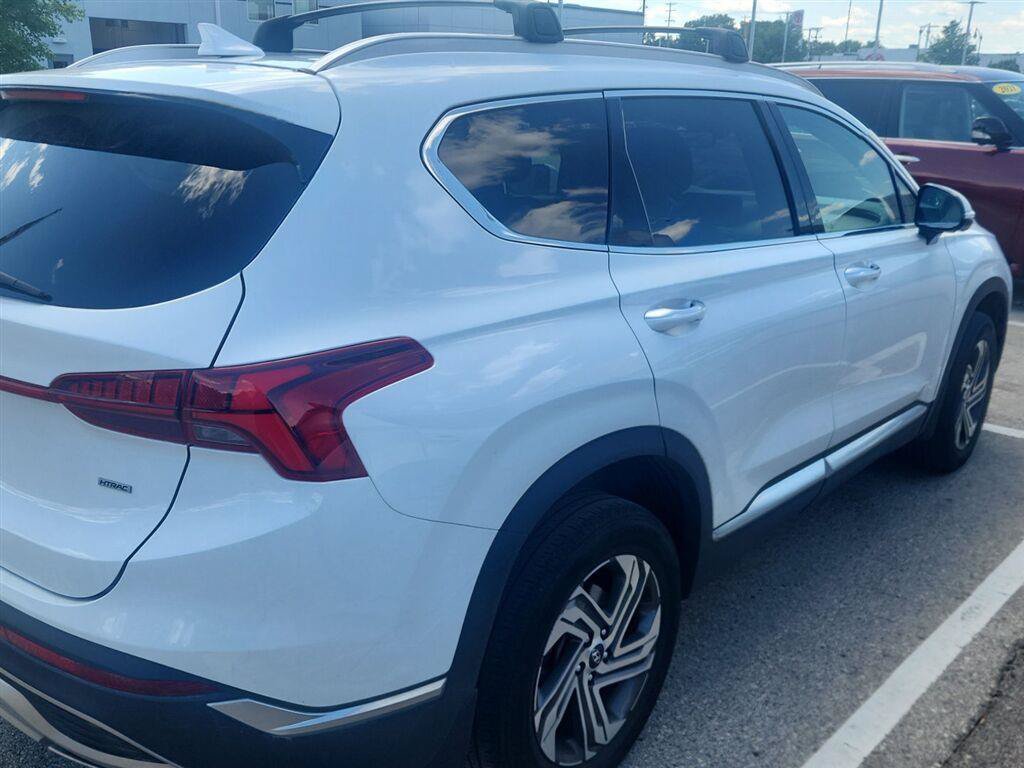Used 2023 Hyundai Santa Fe SEL w/ Premium Package AWD/4WD image 4