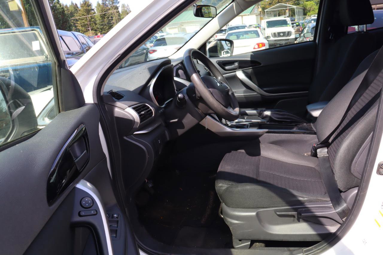 Used 2019 Mitsubishi Eclipse Cross ES AWD/4WD image 7