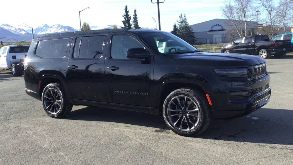 New 2025 Jeep Grand Wagoneer L Series II Obsidian w/ Quick Order Packagew 28T image 2