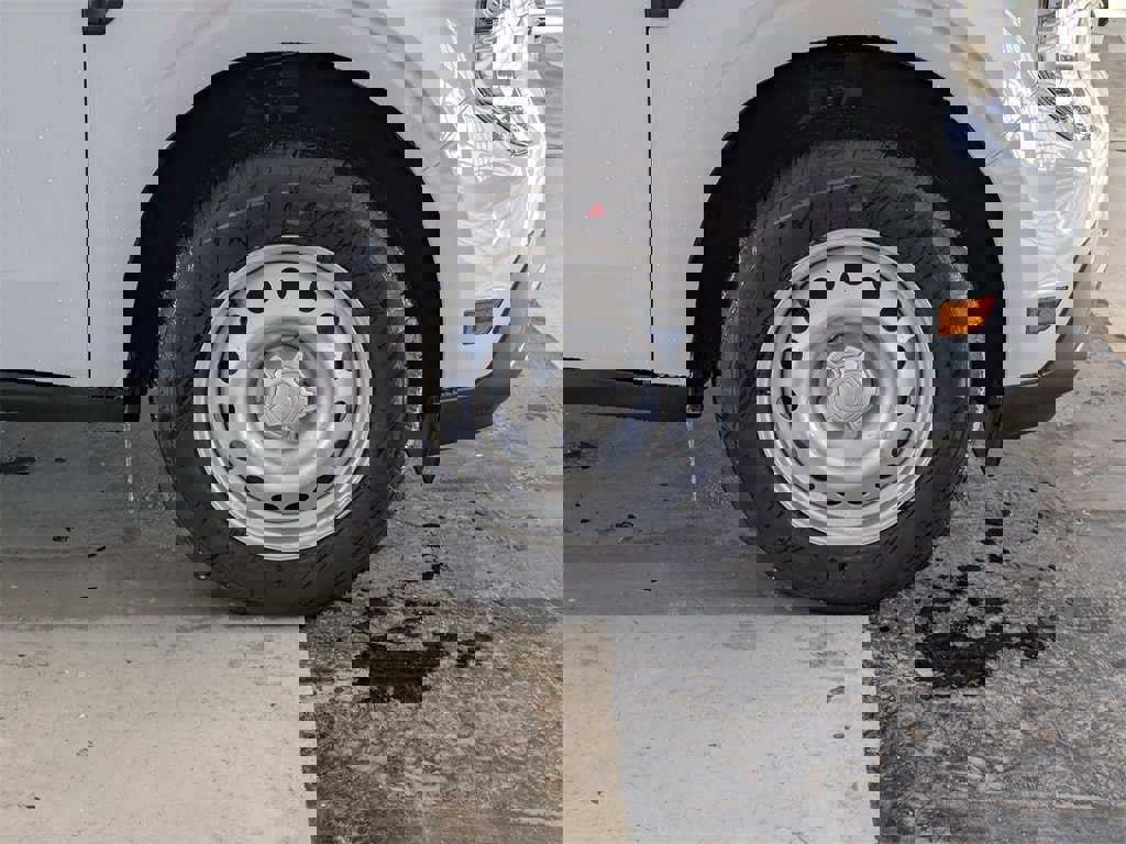 New 2026 Ford Maverick XL w/ Equipment Group 101A image 21