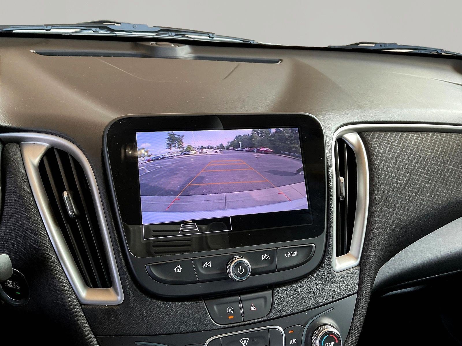 Used 2022 Chevrolet Malibu LS w/ Driver Confidence Package II FWD image 14