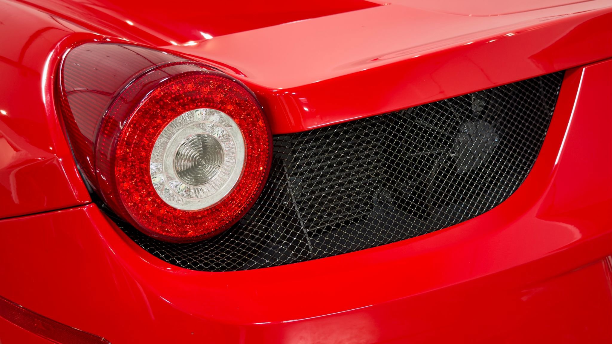 Used 2011 Ferrari 458 Italia Coupe image 36