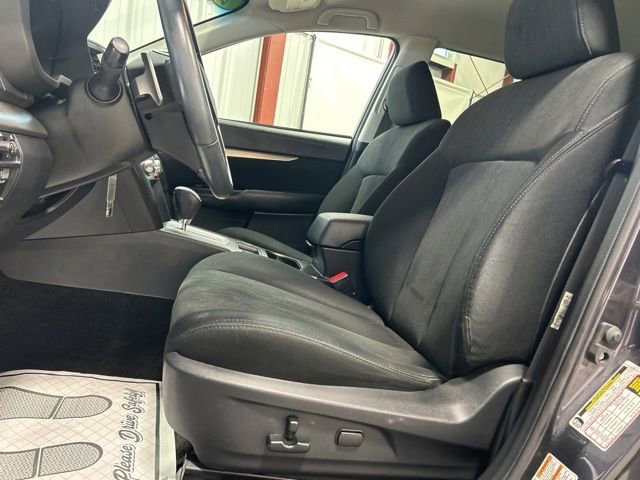 Used 2013 Subaru Outback 2.5i Premium w/ All-Weather Pkg image 12