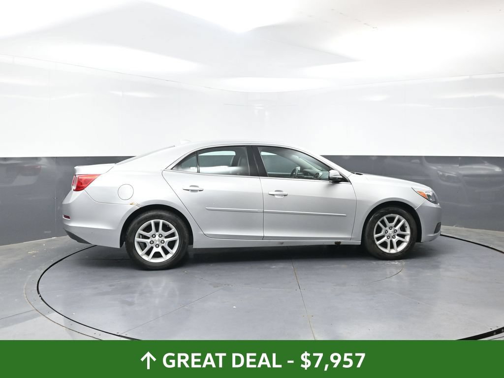 Used 2014 Chevrolet Malibu LT FWD image 2