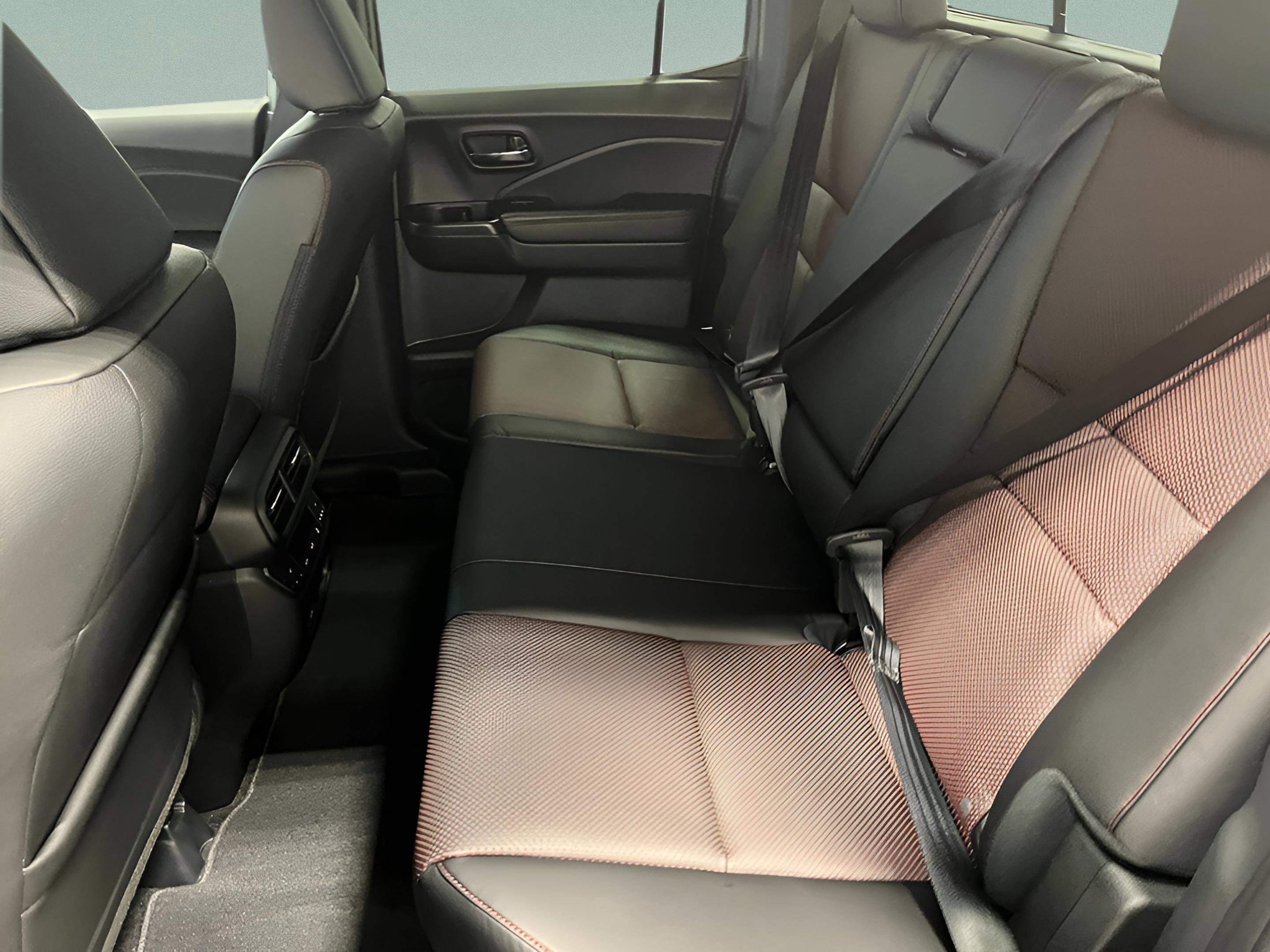 New 2026 Honda Ridgeline Black Edition image 24