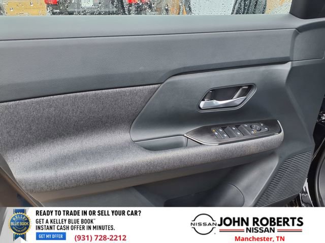 Certified 2025 Nissan Kicks SV image 26