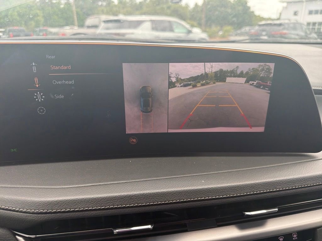 Used 2025 Cadillac XT4 Premium Luxury FWD image 19