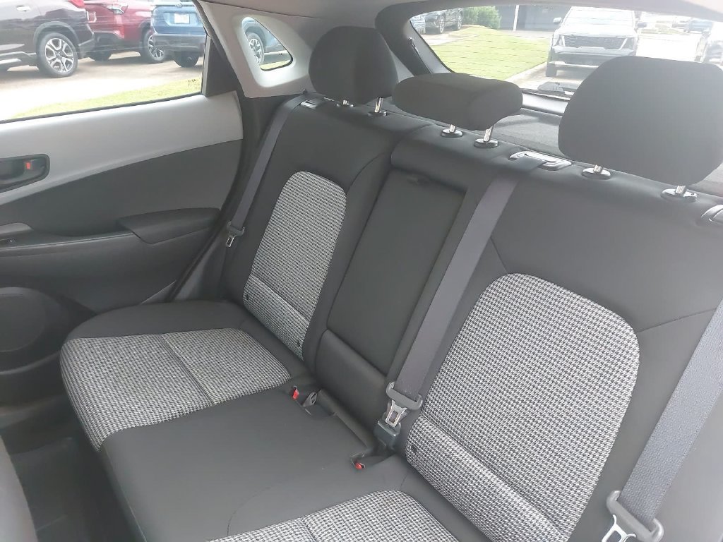 Used 2020 Hyundai Kona SEL FWD image 13