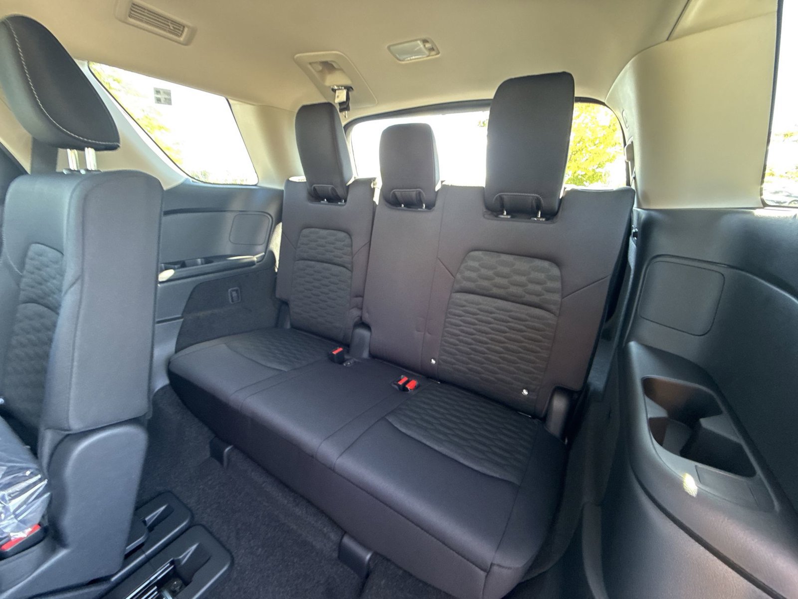 New 2026 Nissan Pathfinder SV AWD/4WD image 40