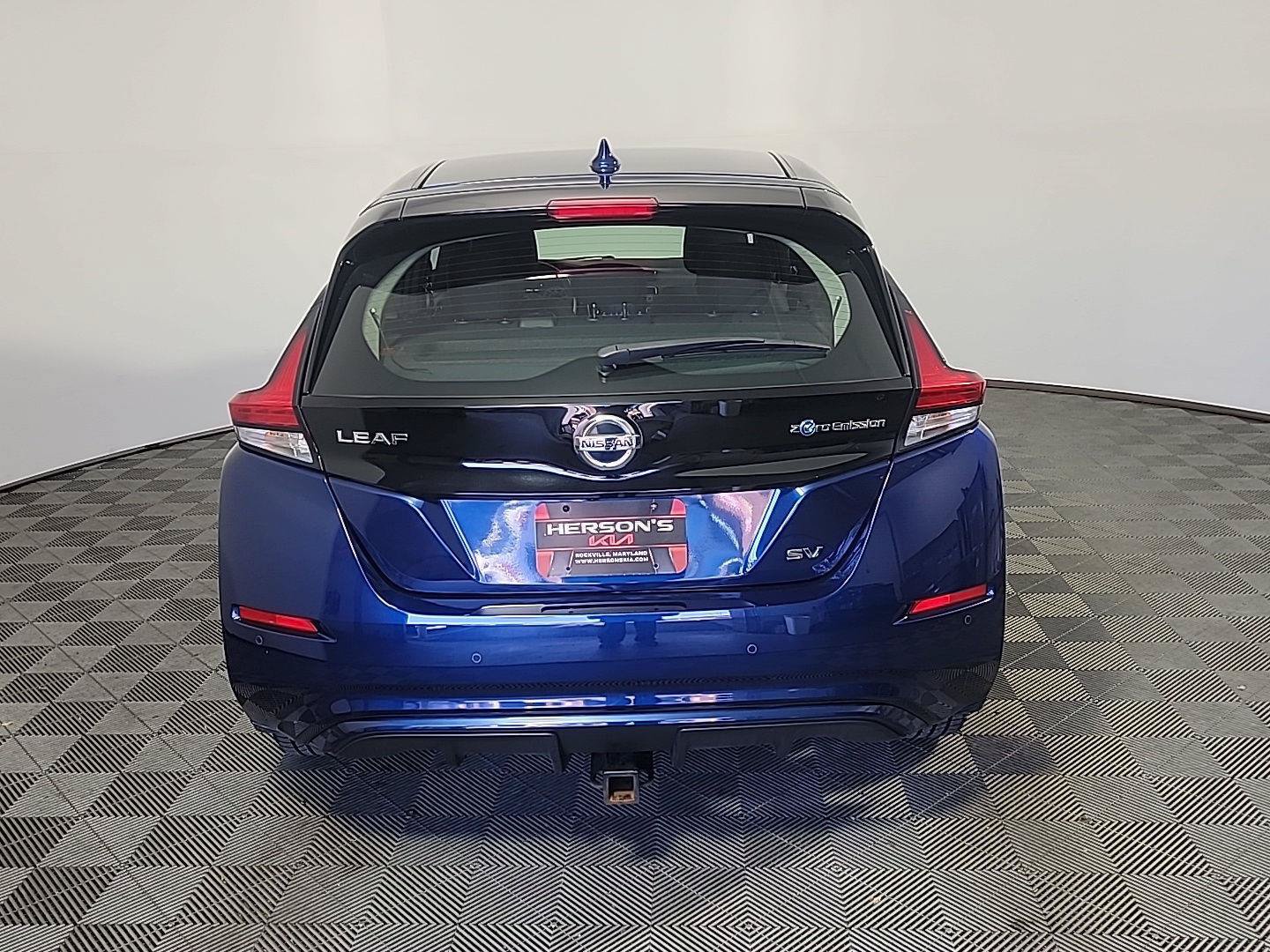 Used 2022 Nissan Leaf SV FWD image 5
