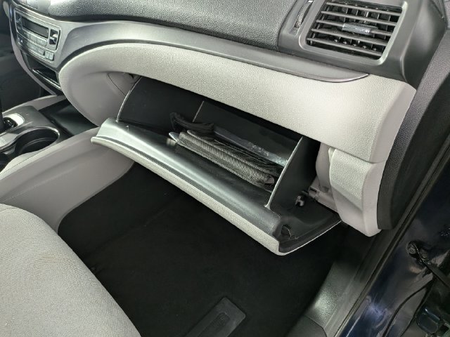 Used 2018 Honda Pilot LX image 27