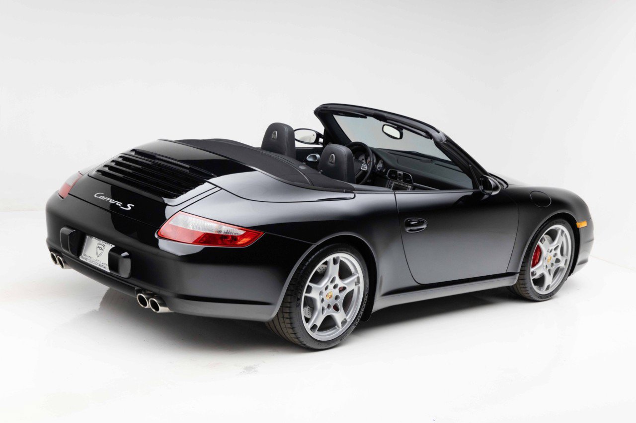 Used 2008 Porsche 911 Carrera S RWD image 3