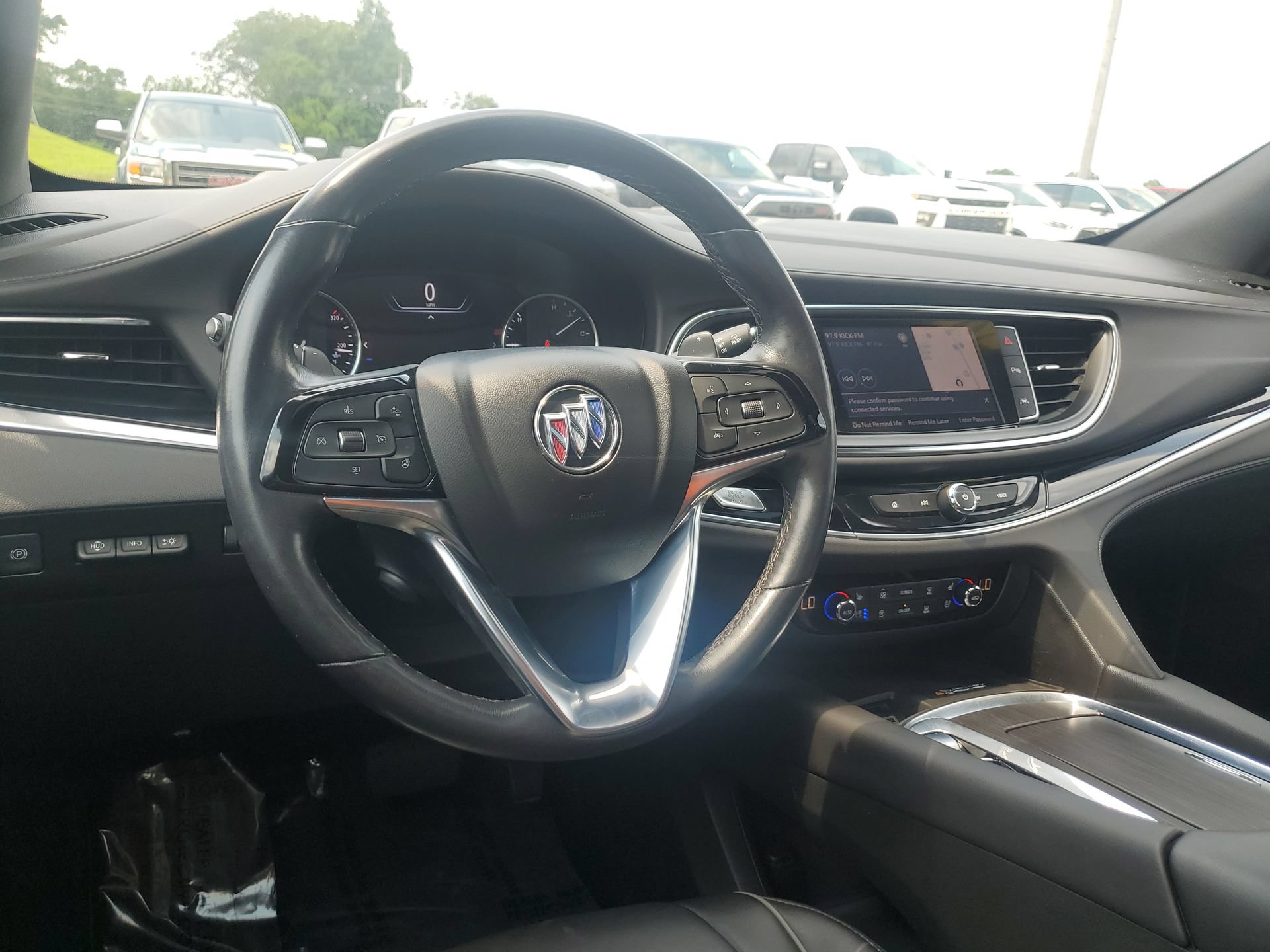 Used 2022 Buick Enclave Avenir w/ Avenir Technology Package AWD/4WD image 19