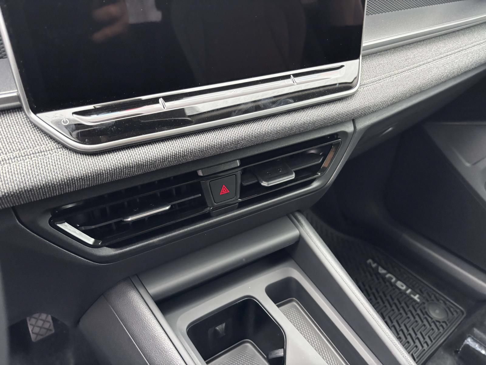 New 2026 Volkswagen Tiguan S AWD/4WD image 20