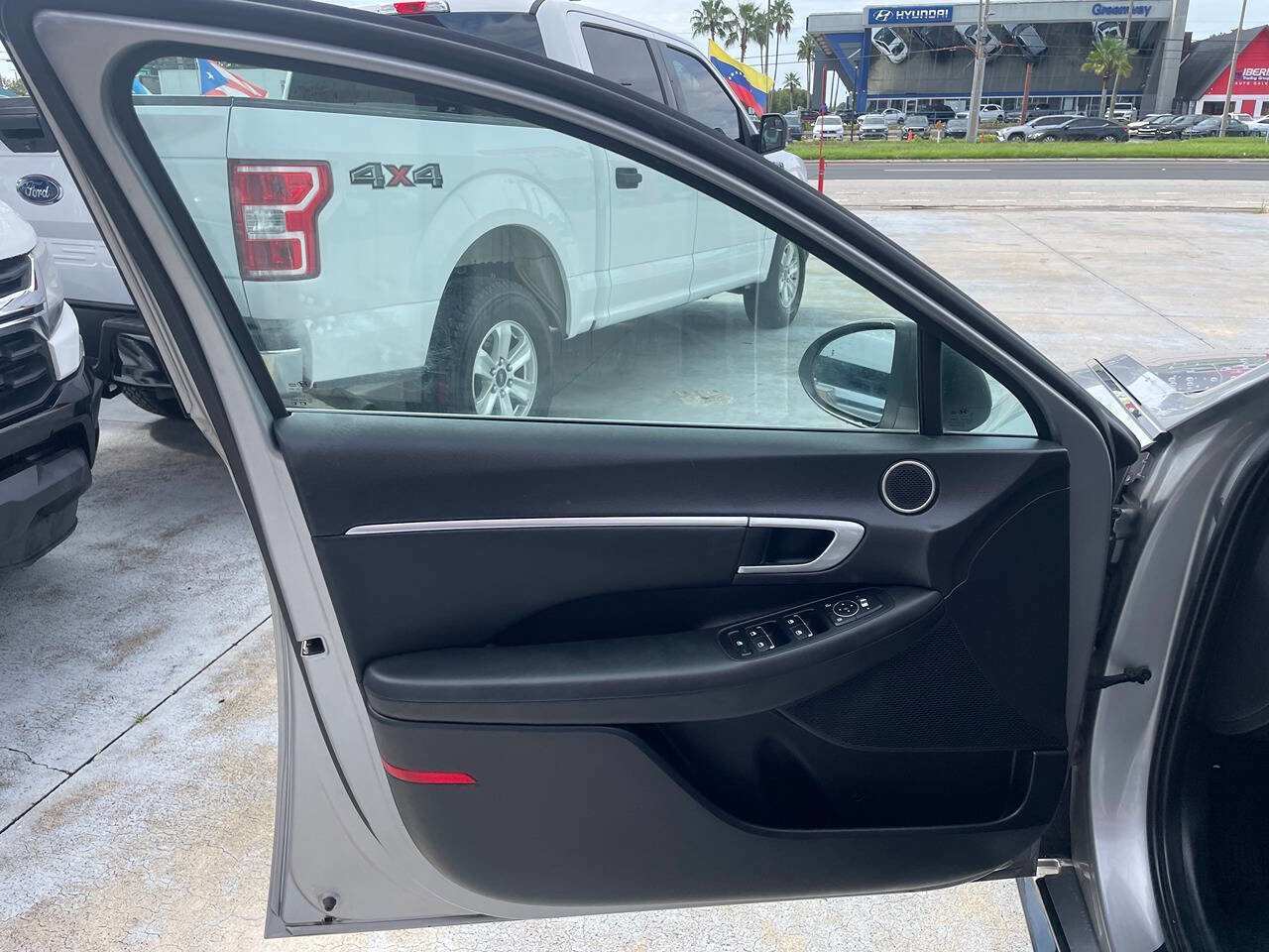 Used 2021 Hyundai Sonata SEL image 15