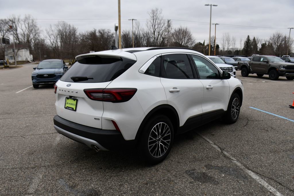 New 2024 Ford Escape SE FWD image 6