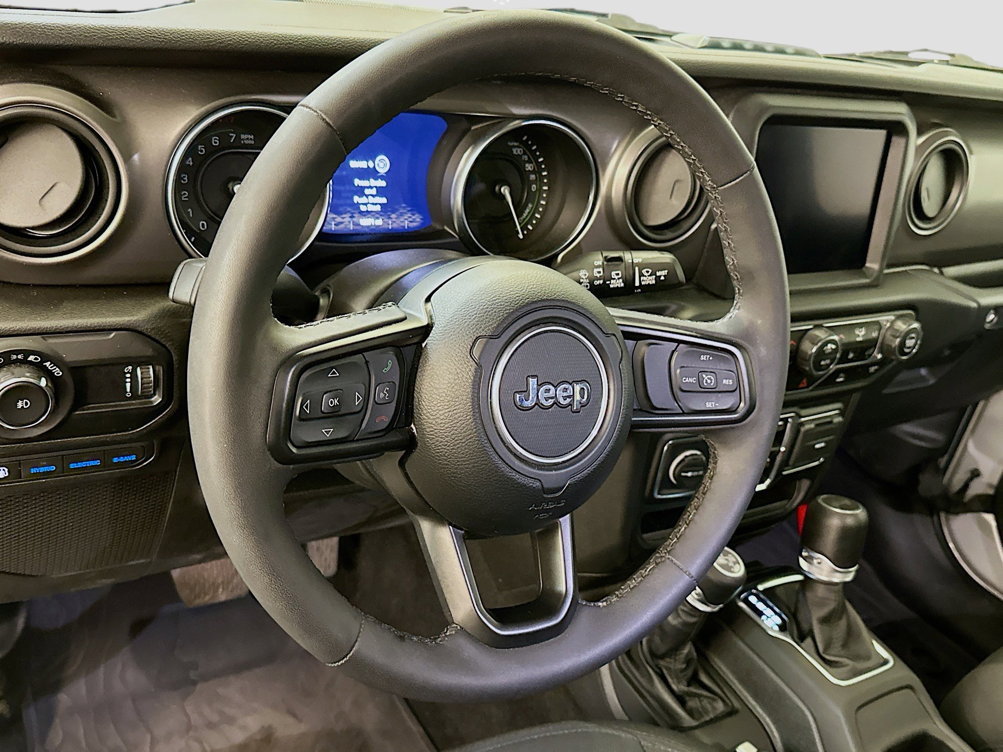 Used 2023 Jeep Wrangler Unlimited w/ Cold Weather Group image 18