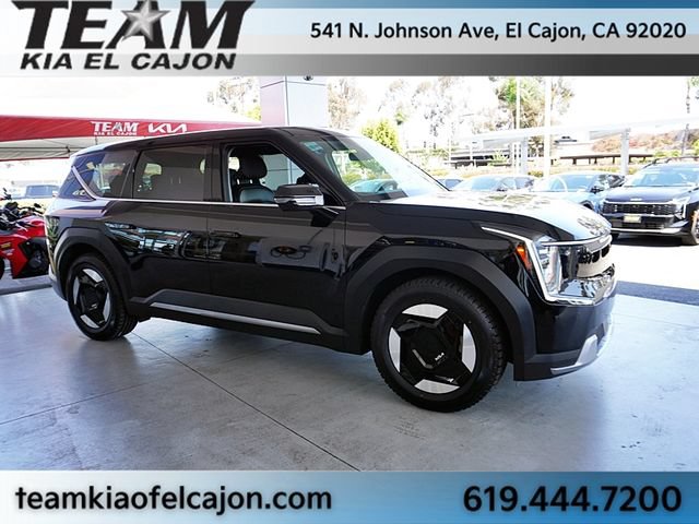 Certified 2024 Kia EV9 Light Long Range RWD image 9