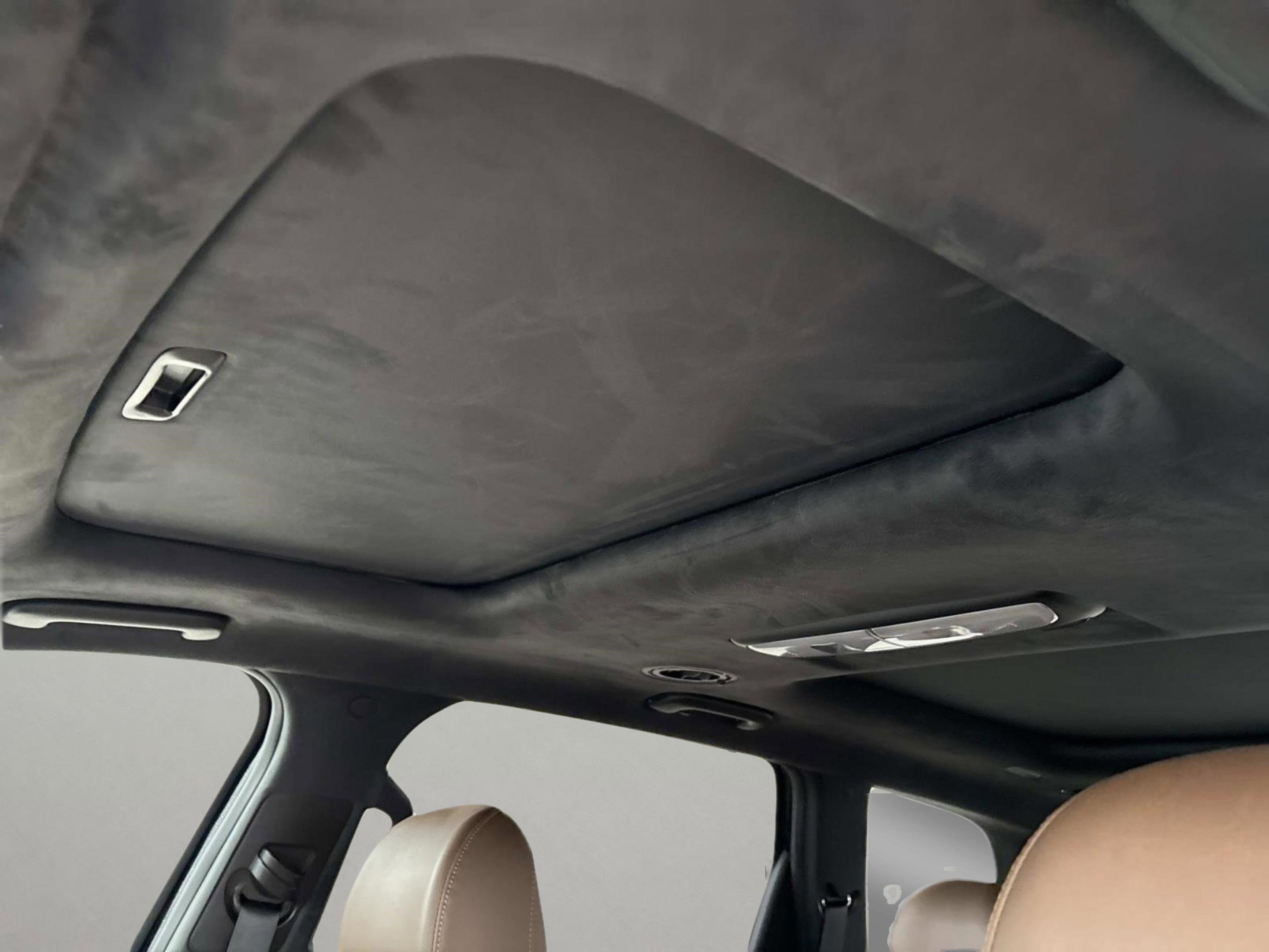 Used 2022 Kia Telluride SX w/ SX Prestige Package image 23